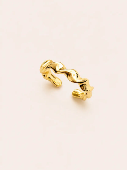 The Lola Ring